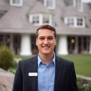 Meet your Posher, Connor